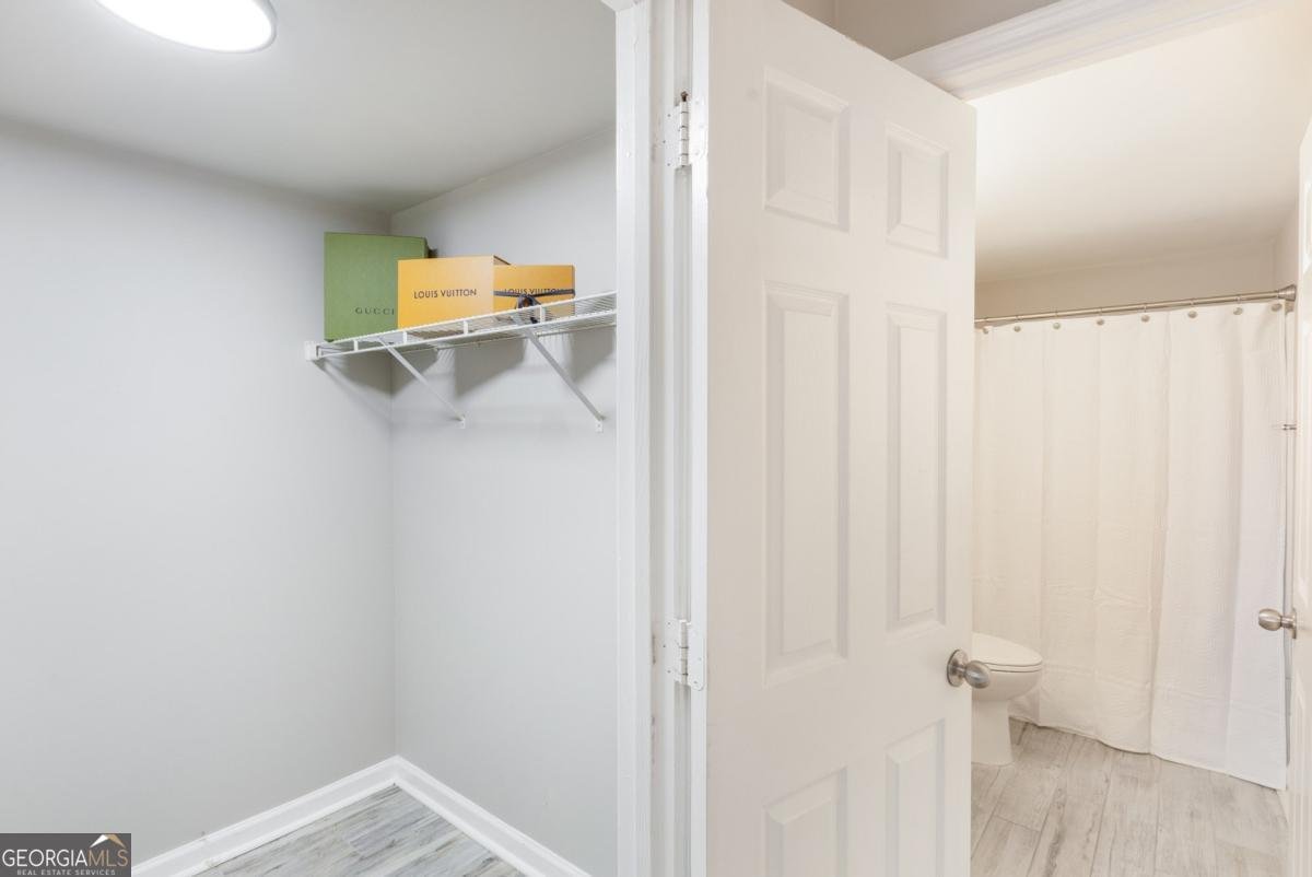 795 Hammond Drive Atlanta - 16