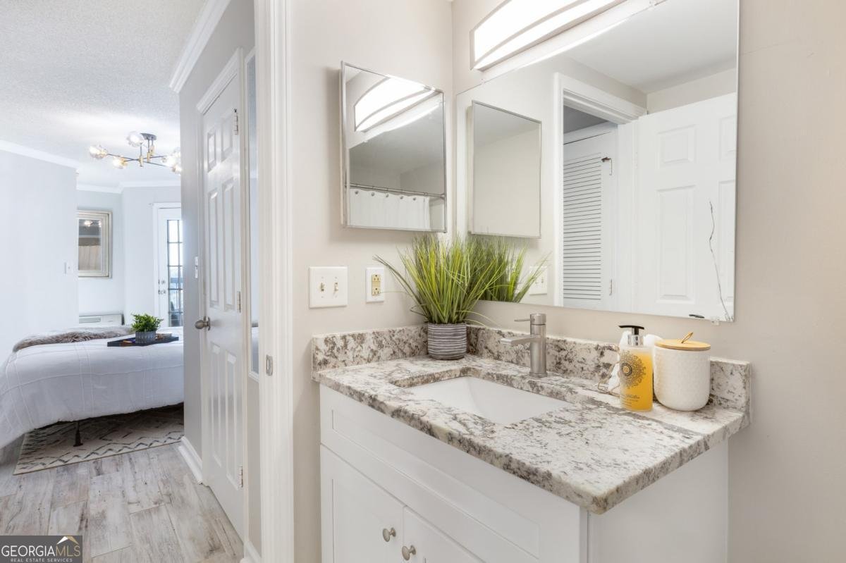 795 Hammond Drive Atlanta - 17