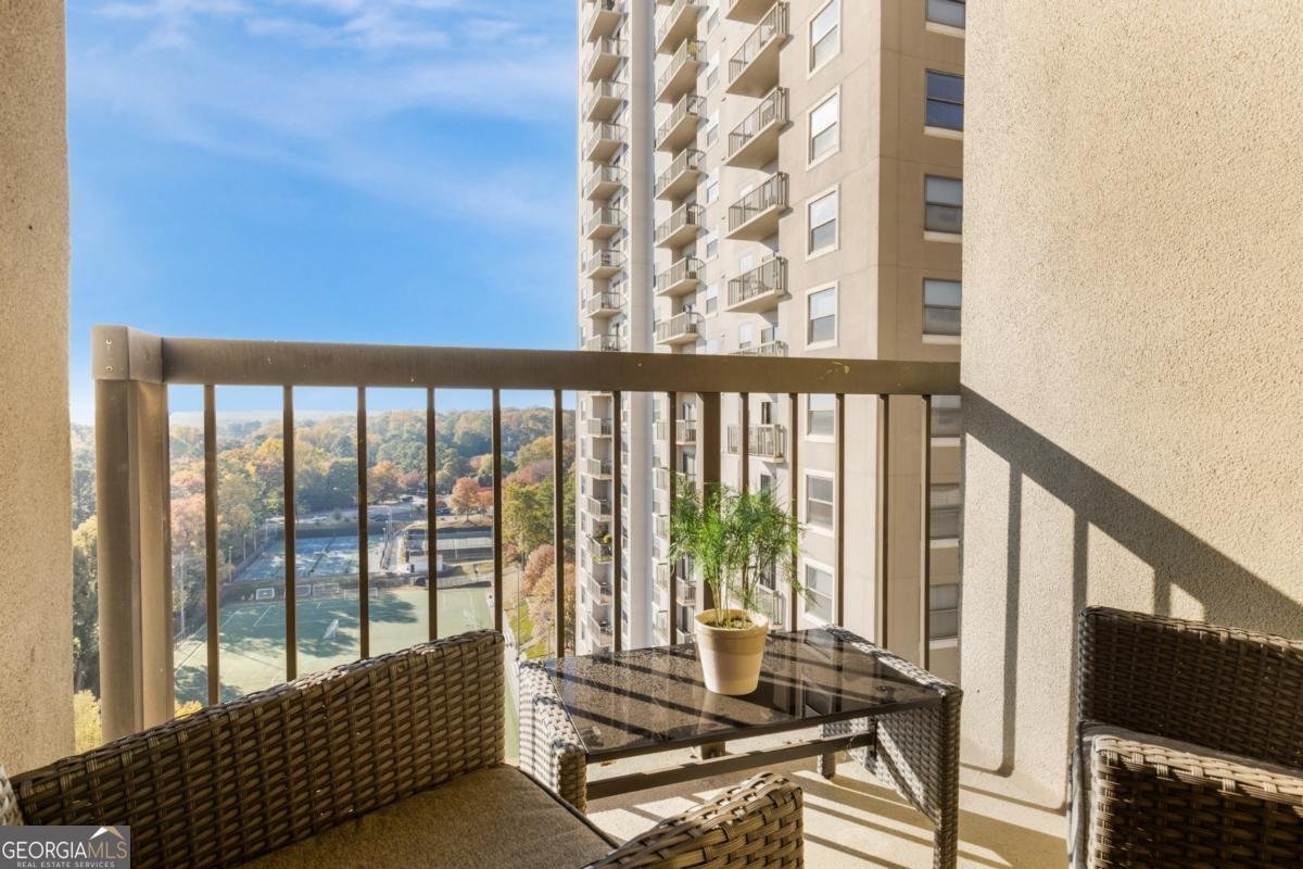 795 Hammond Drive Atlanta - 19