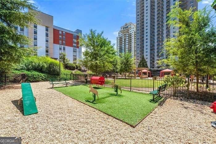 795 Hammond Drive Atlanta - 2