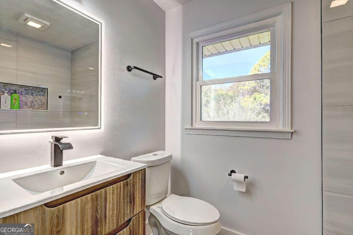 3839 Saddle Ridge Drive Snellville - 38