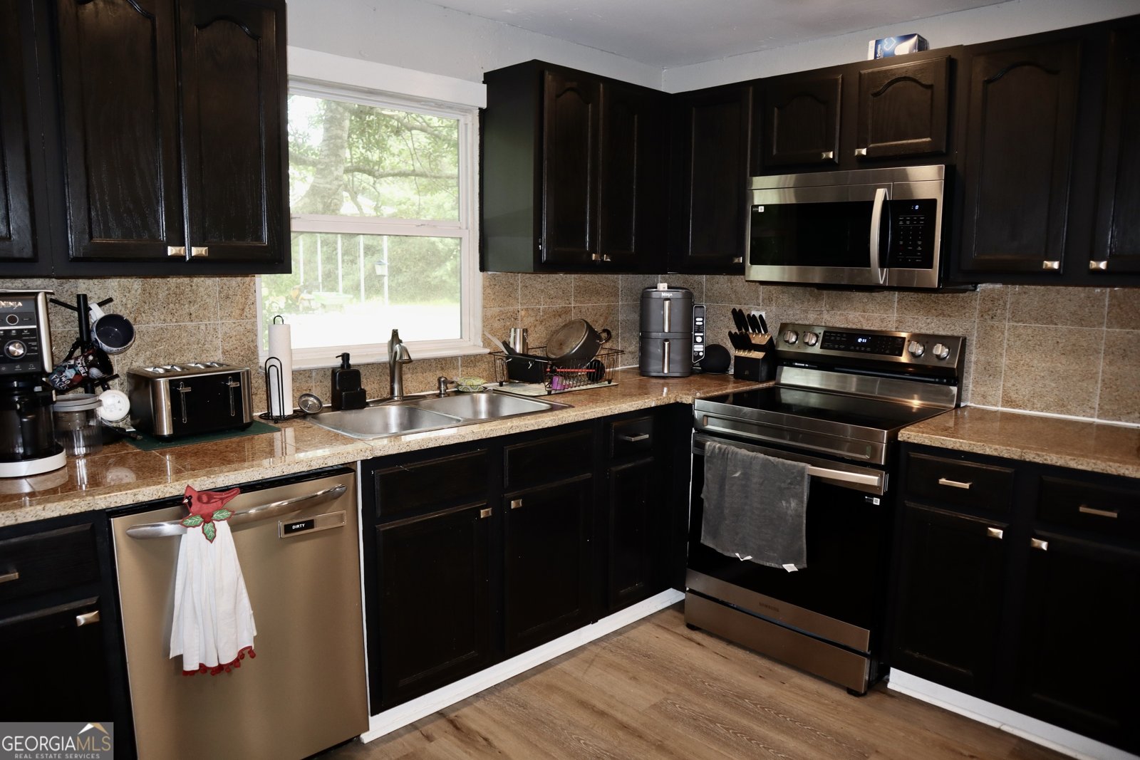 111 Davis Street St. Marys - 12