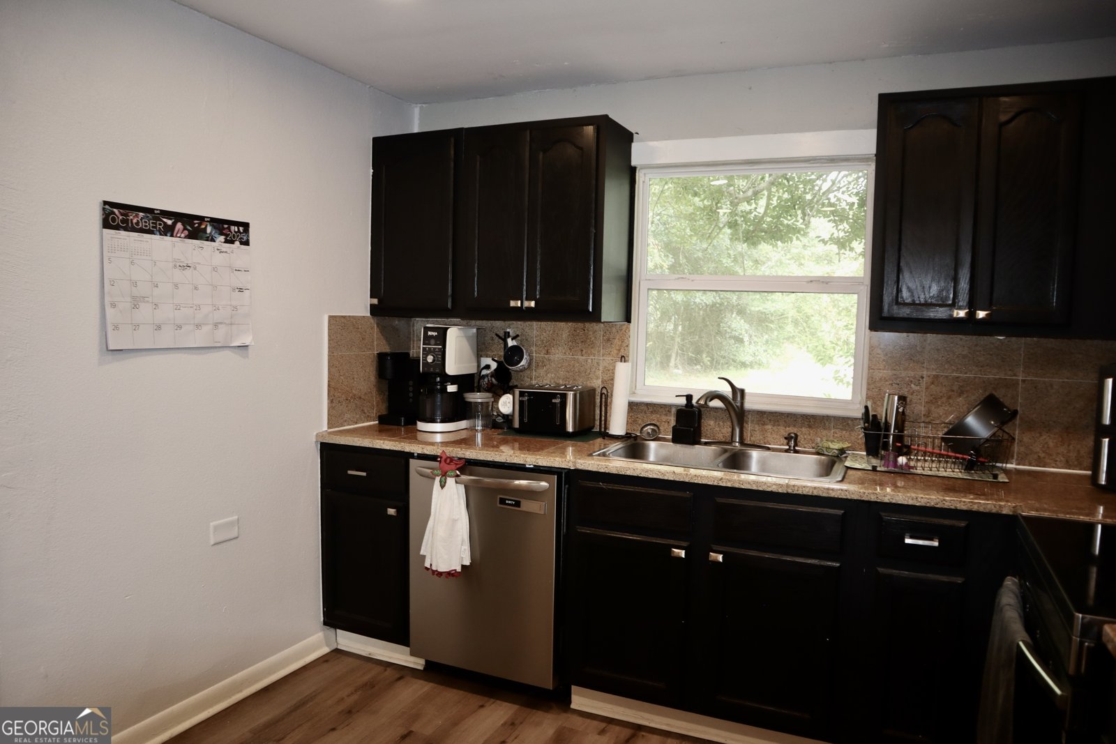 111 Davis Street St. Marys - 13