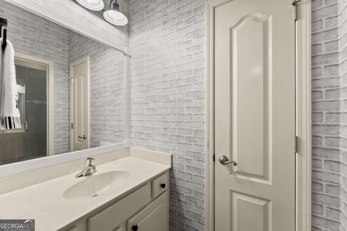 6380 Lake Oak Landing Cumming - 33