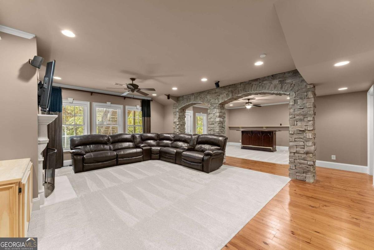 6380 Lake Oak Landing Cumming - 41