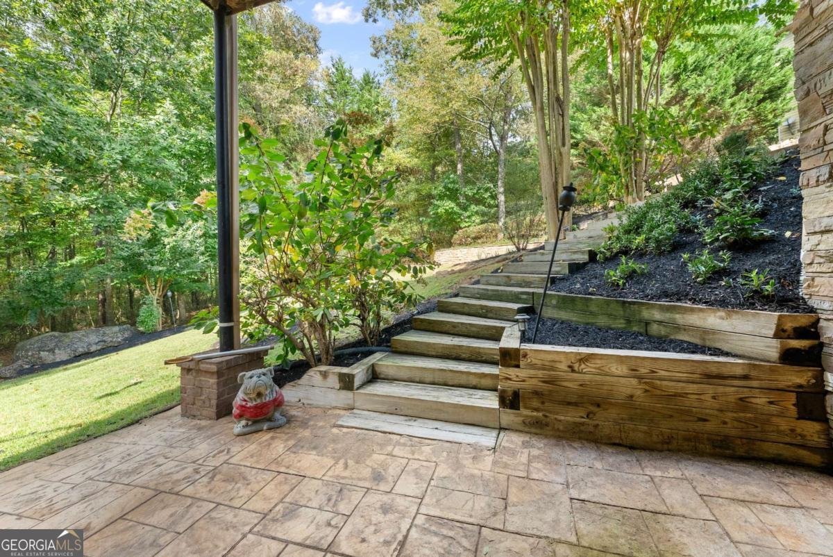 6380 Lake Oak Landing Cumming - 55