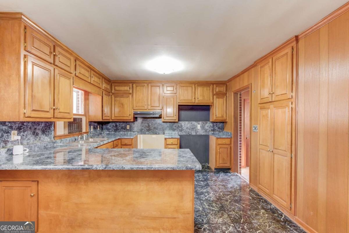 289 Bell Avenue Hoschton - 1