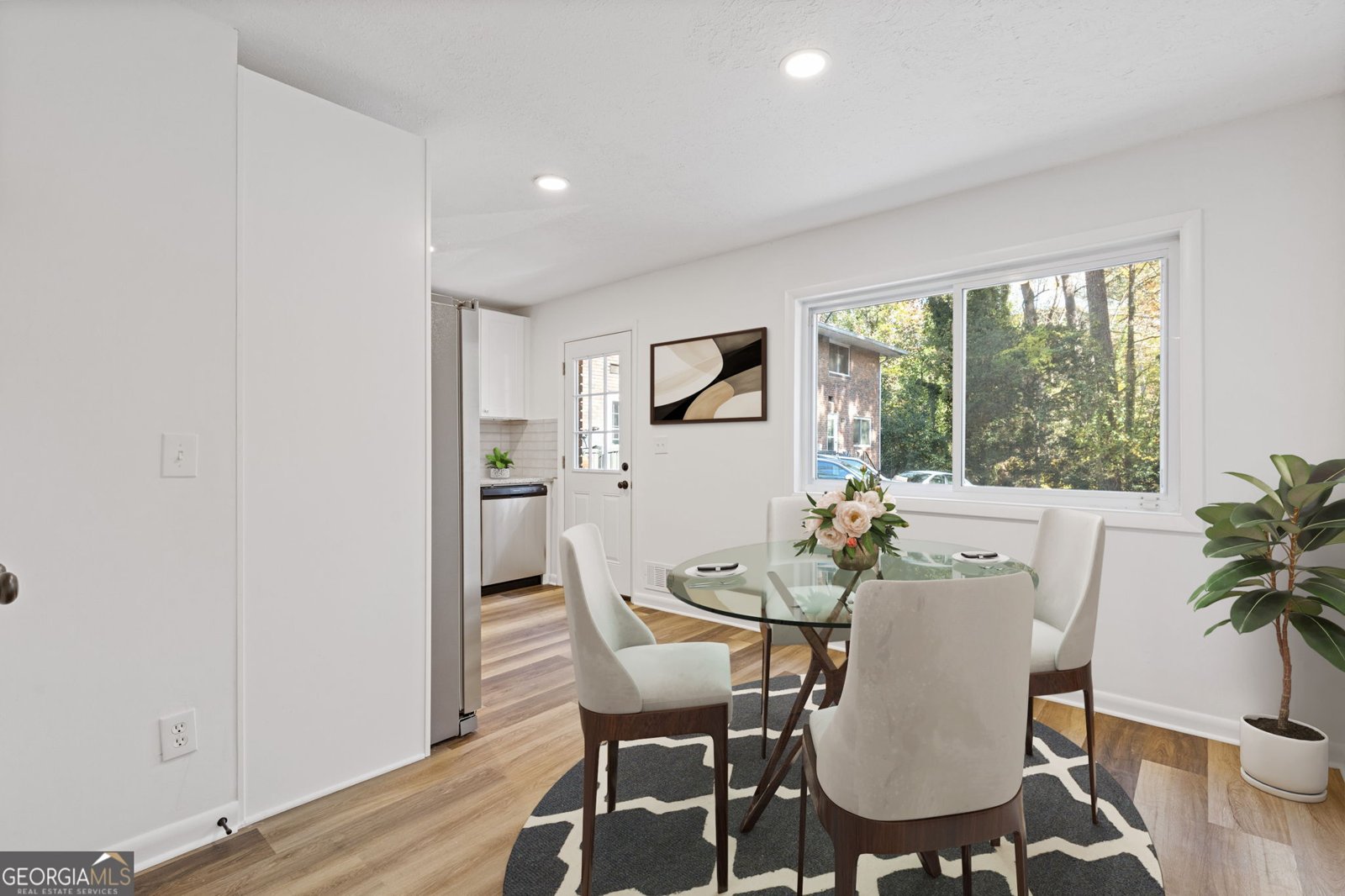 2414 Peachwood Circle Atlanta - 9