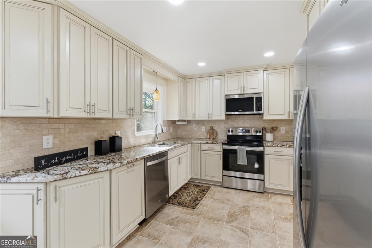 681 Manor Ridge Drive Mableton - 15