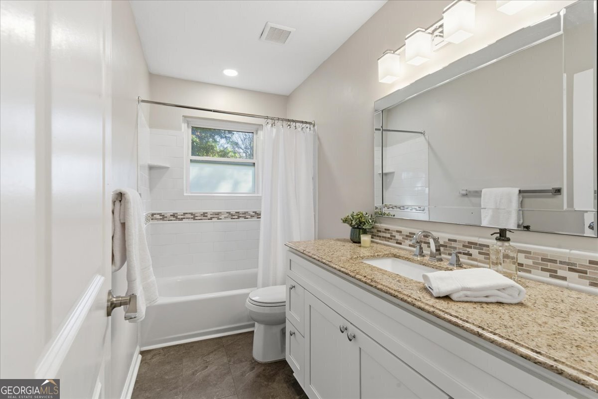 681 Manor Ridge Drive Mableton - 23