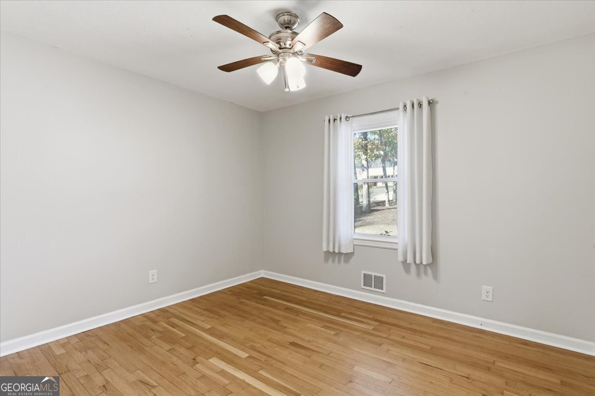 681 Manor Ridge Drive Mableton - 24