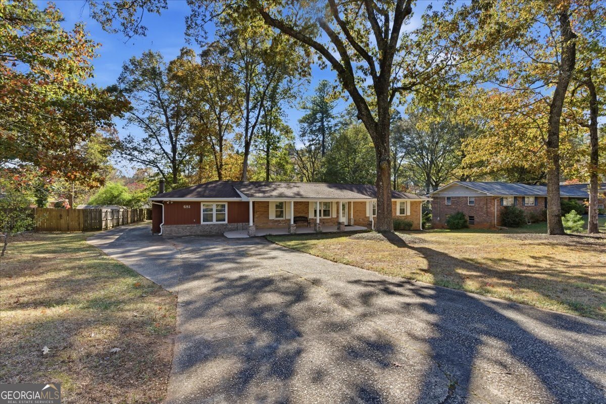 681 Manor Ridge Drive Mableton - 4