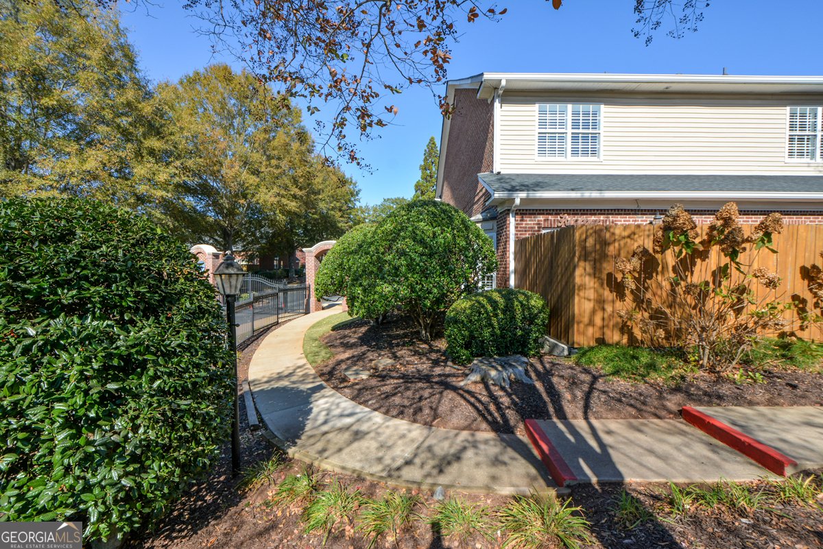 1000 Sterling Court Roswell - 60