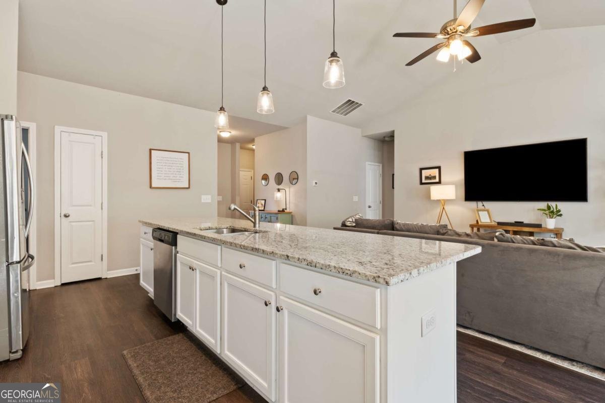 383 Brighton Park Circle Hoschton - 20