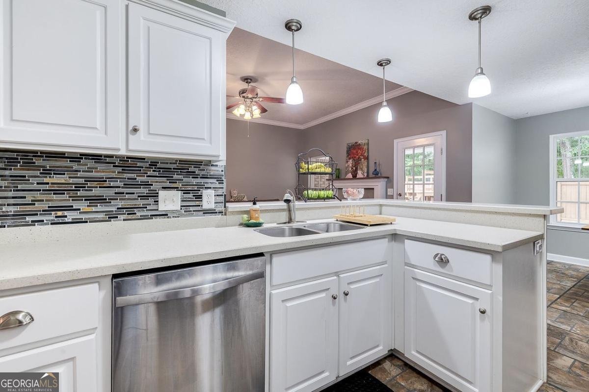 29 Sassafras Lane Midway - 16