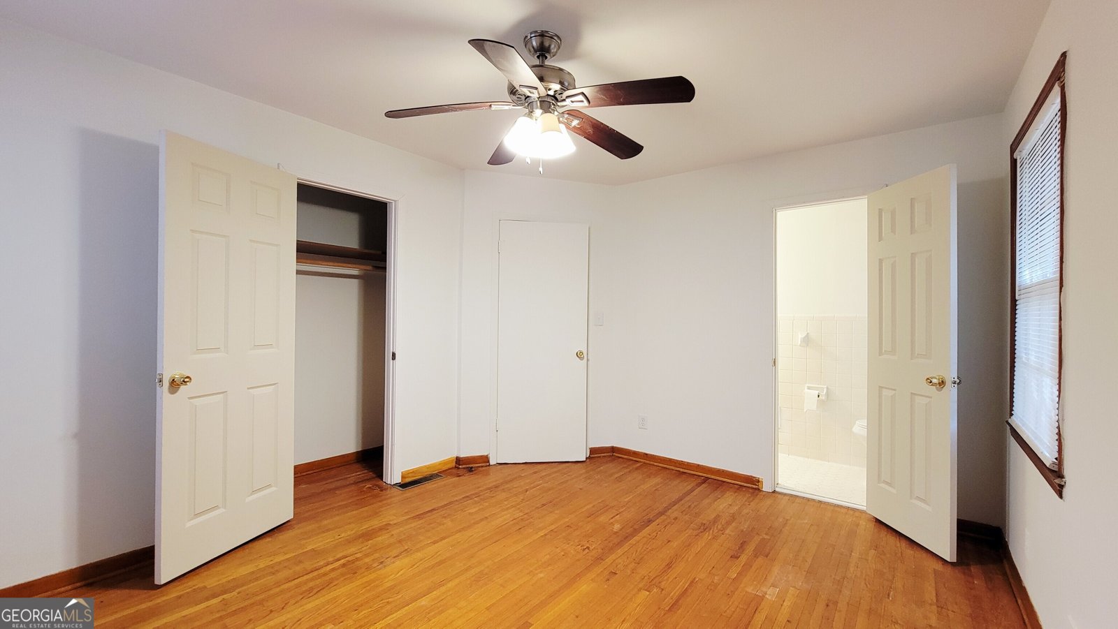 6061 Winview Drive Forest Park - 14