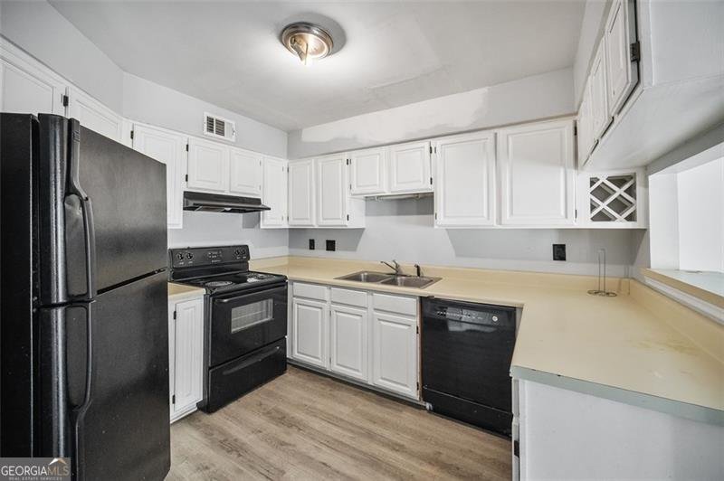 1609 BURNSTONE Drive Stone Mountain - 9