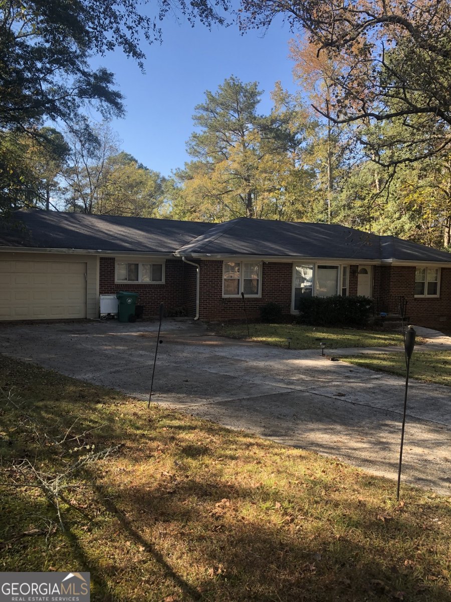 4031 Cedar Grove Place Ellenwood - 23