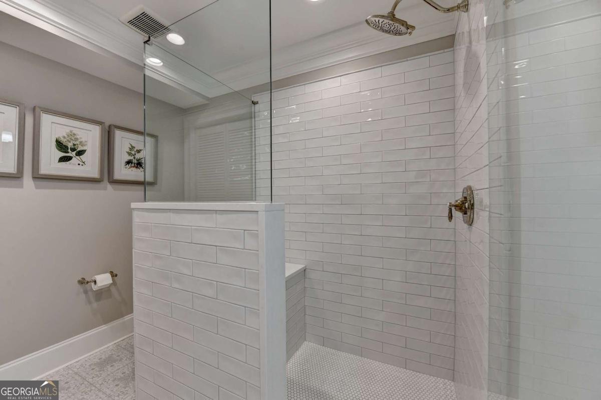 6680 Sunbriar Drive Cumming - 34