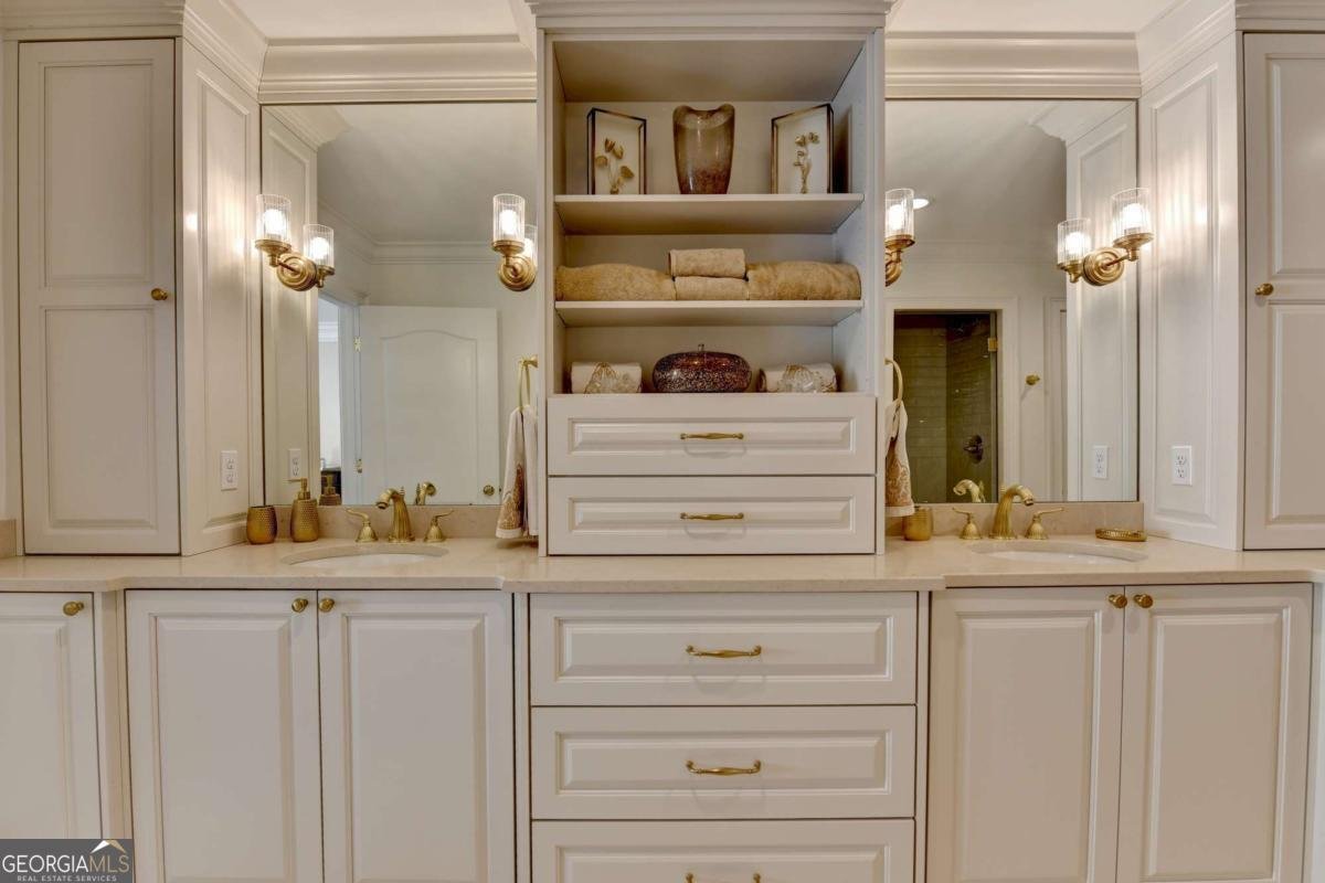 6680 Sunbriar Drive Cumming - 38