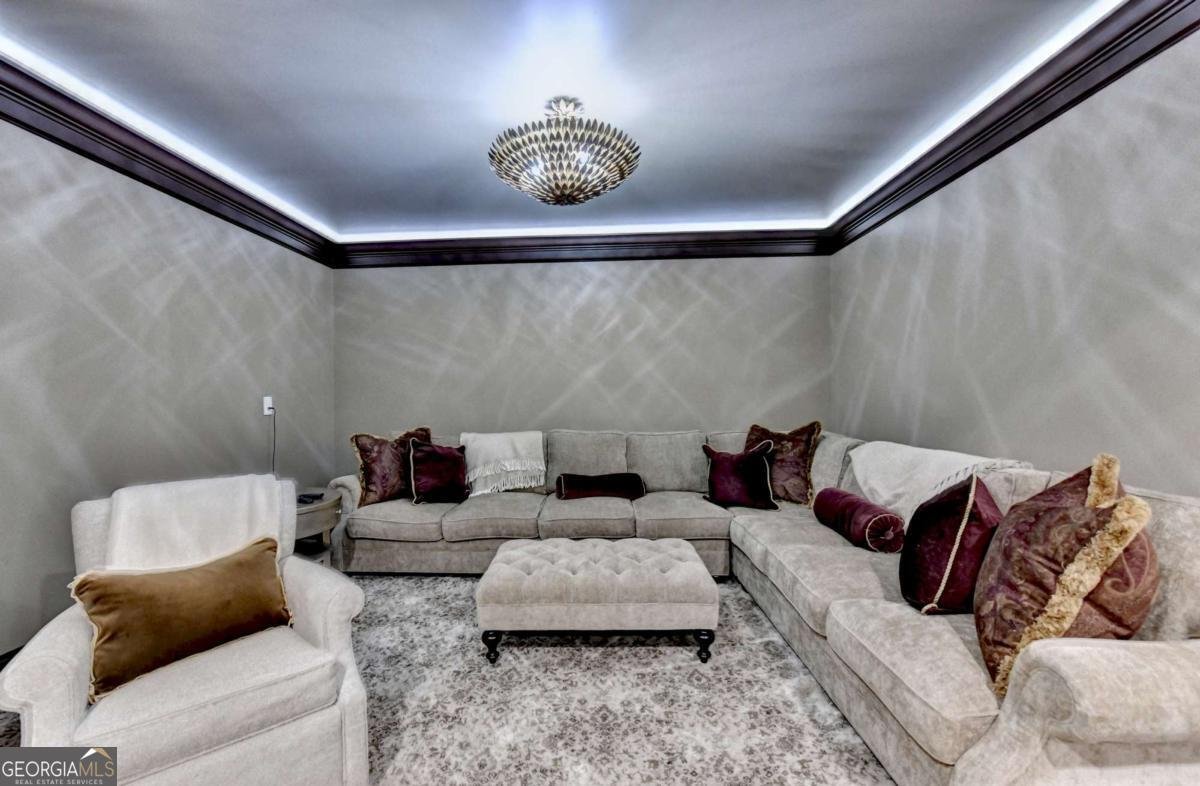 6680 Sunbriar Drive Cumming - 44