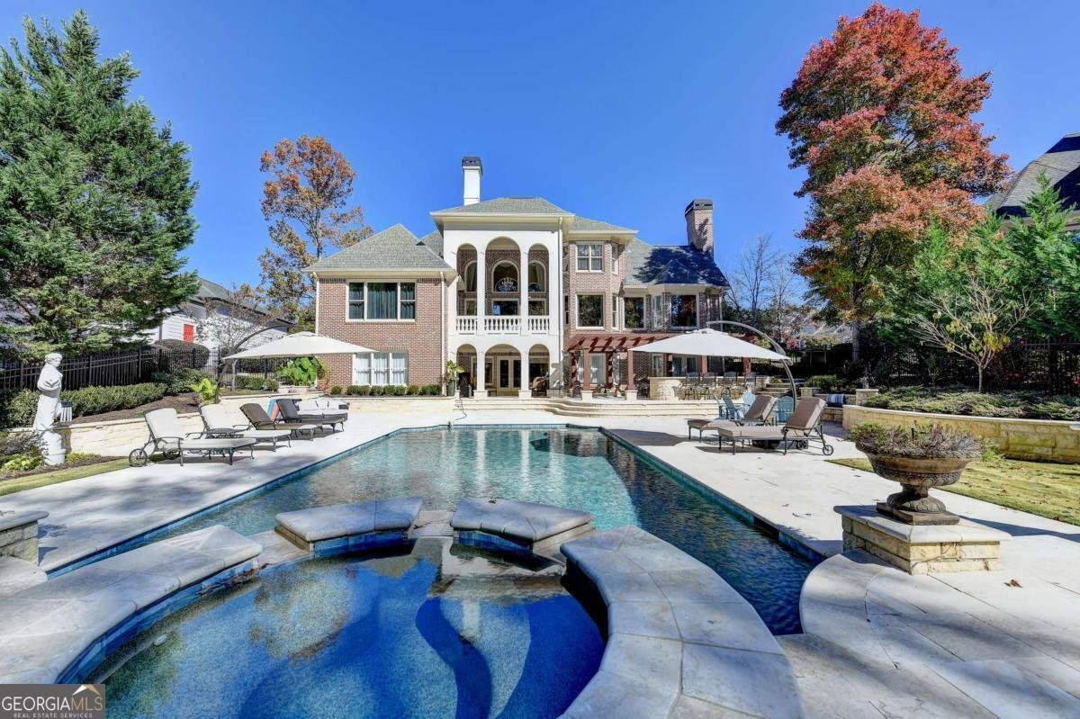 6680 Sunbriar Drive Cumming - 57