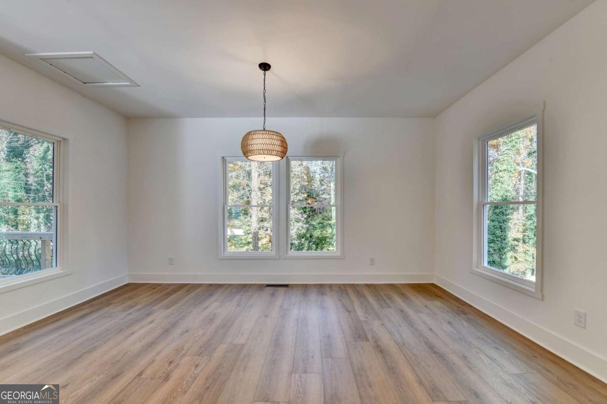 4557 Duncan Drive Sugar Hill - 13