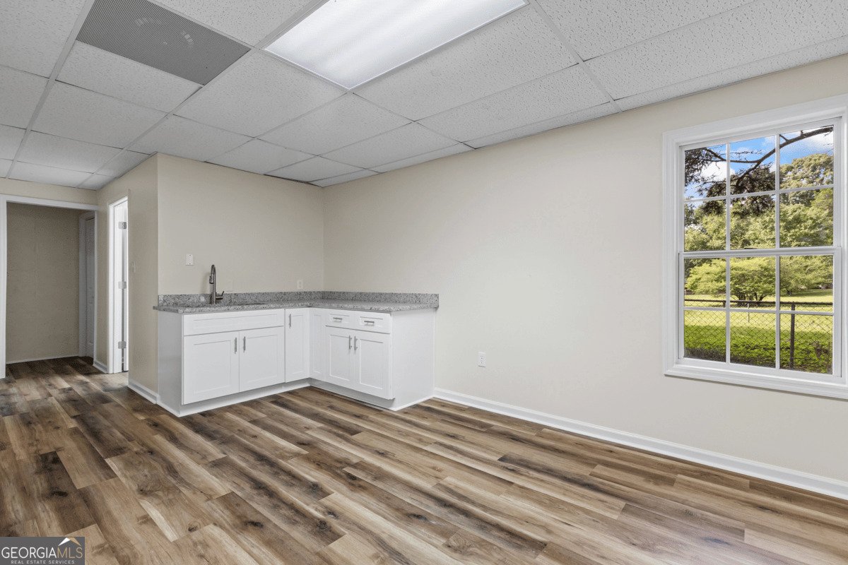 690 Laney Road Locust Grove - 31