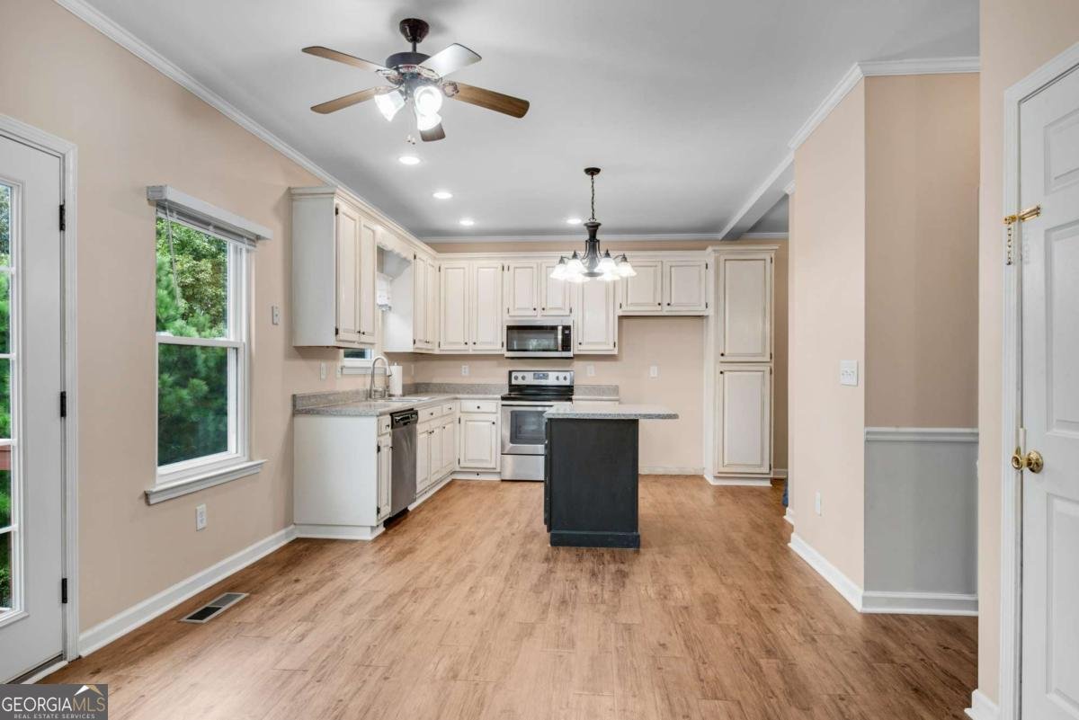 88 Hill City Trail Jasper - 16