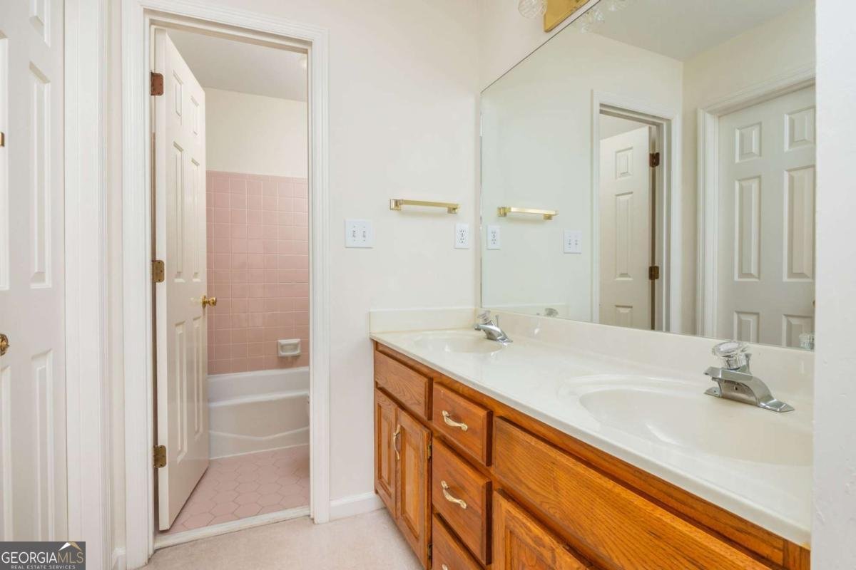 830 Cramac Drive Lawrenceville - 51