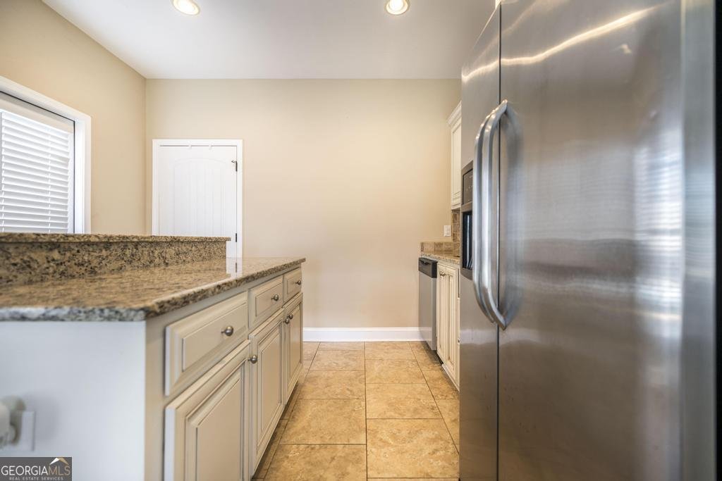 35 Falcon Crest Way Byron - 11