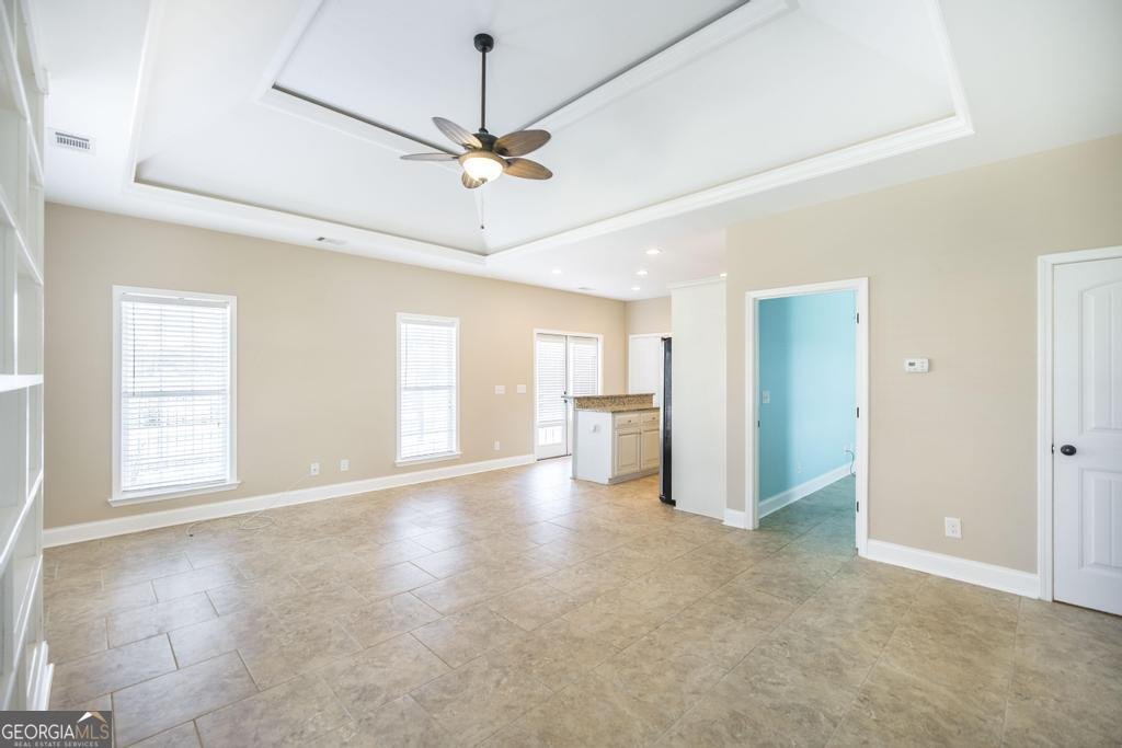 35 Falcon Crest Way Byron - 12