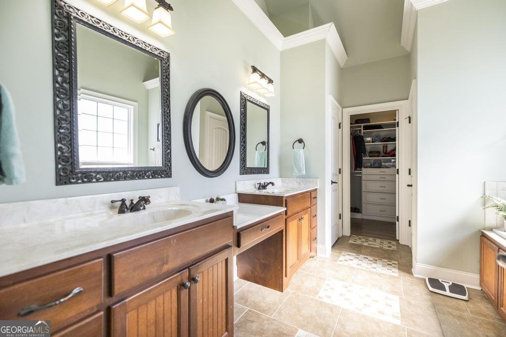 35 Falcon Crest Way Byron - 23