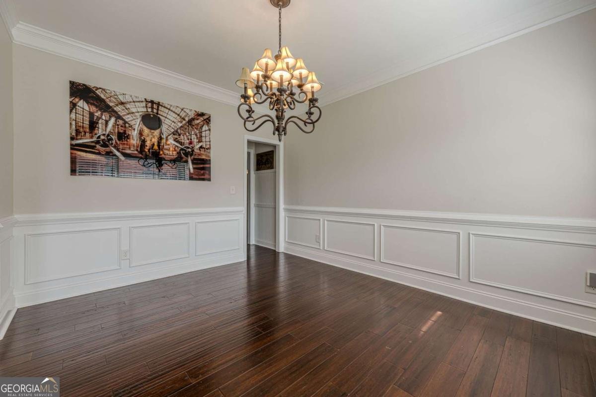 890 Sapphire Lane Sugar Hill - 19