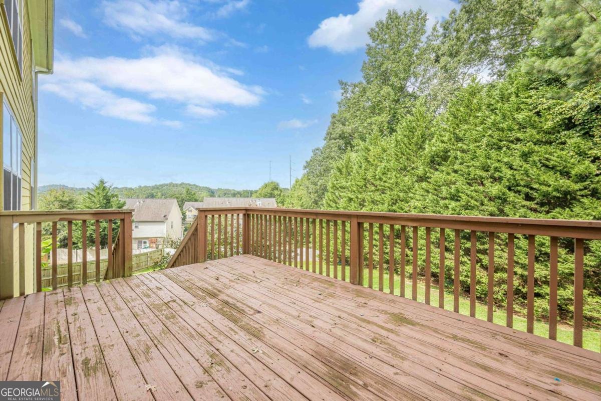 890 Sapphire Lane Sugar Hill - 47