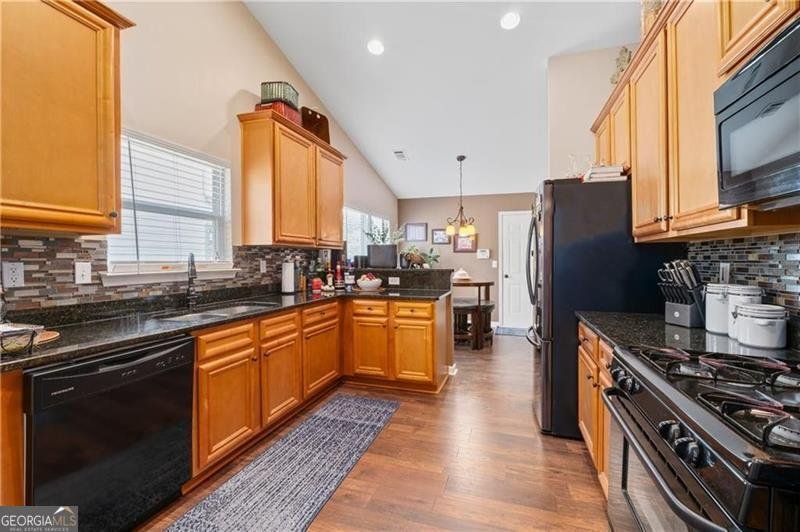 4458 SPRING MTN Powder Springs - 2