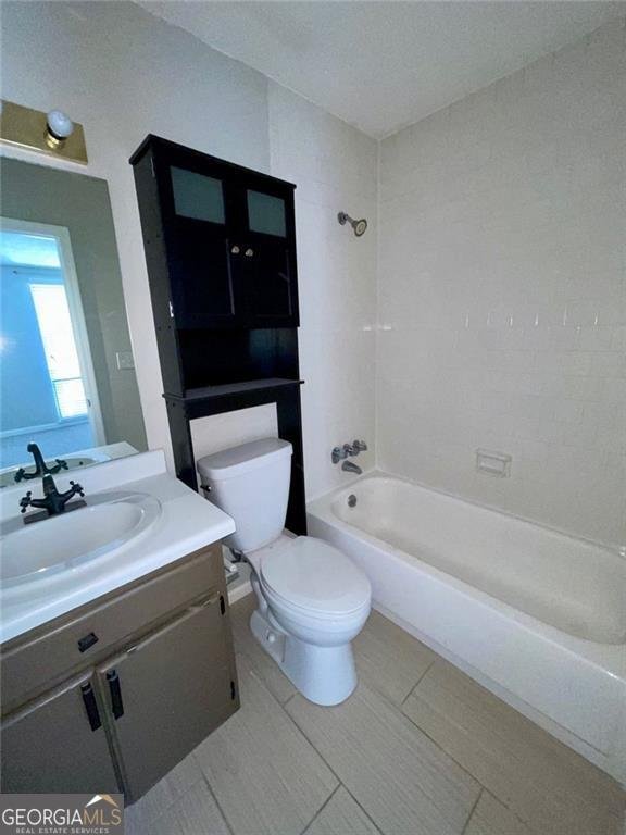 1079 Riverbend Club Drive Atlanta - 14