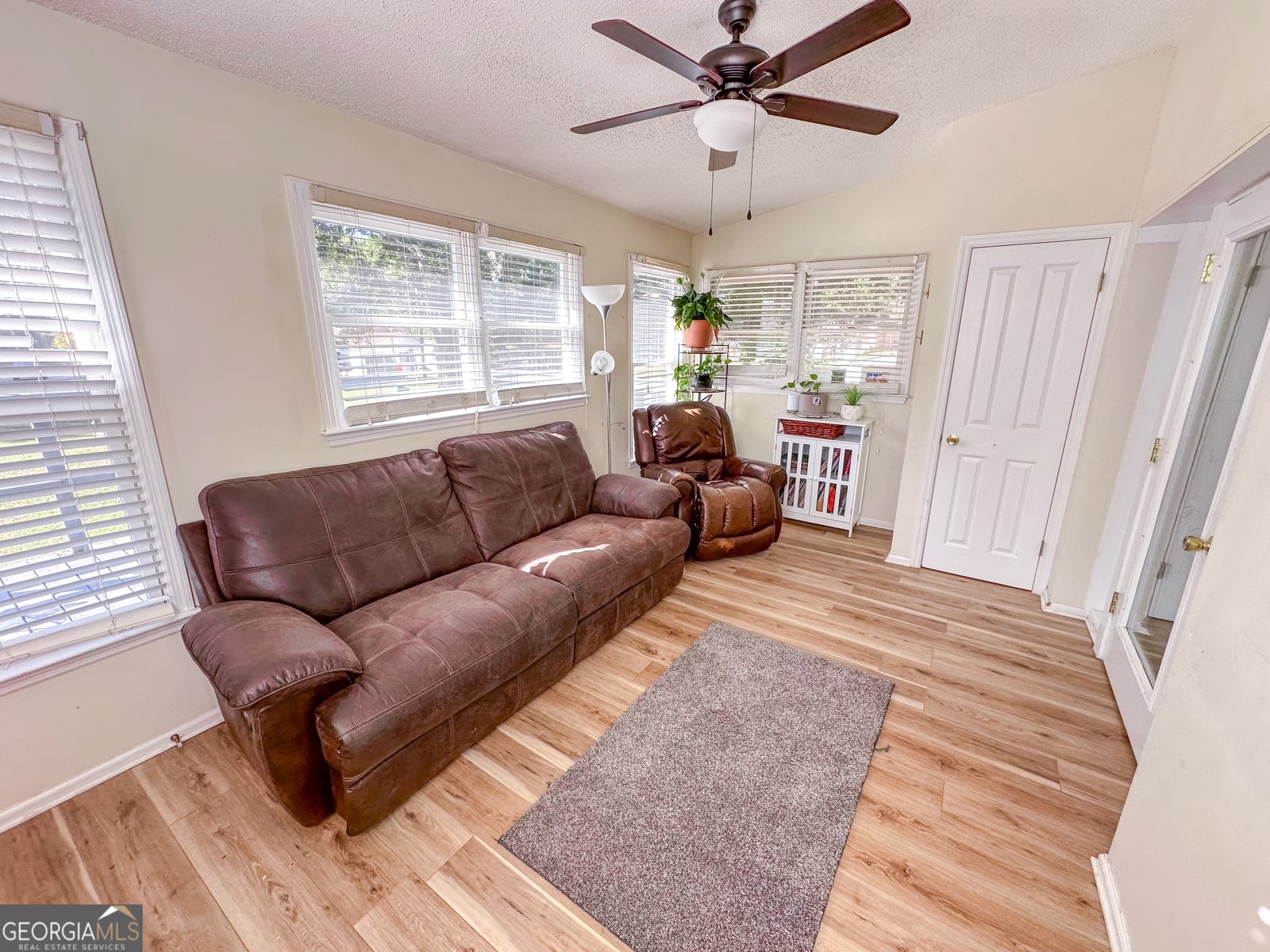 838 Virginia Lane Hull - 14