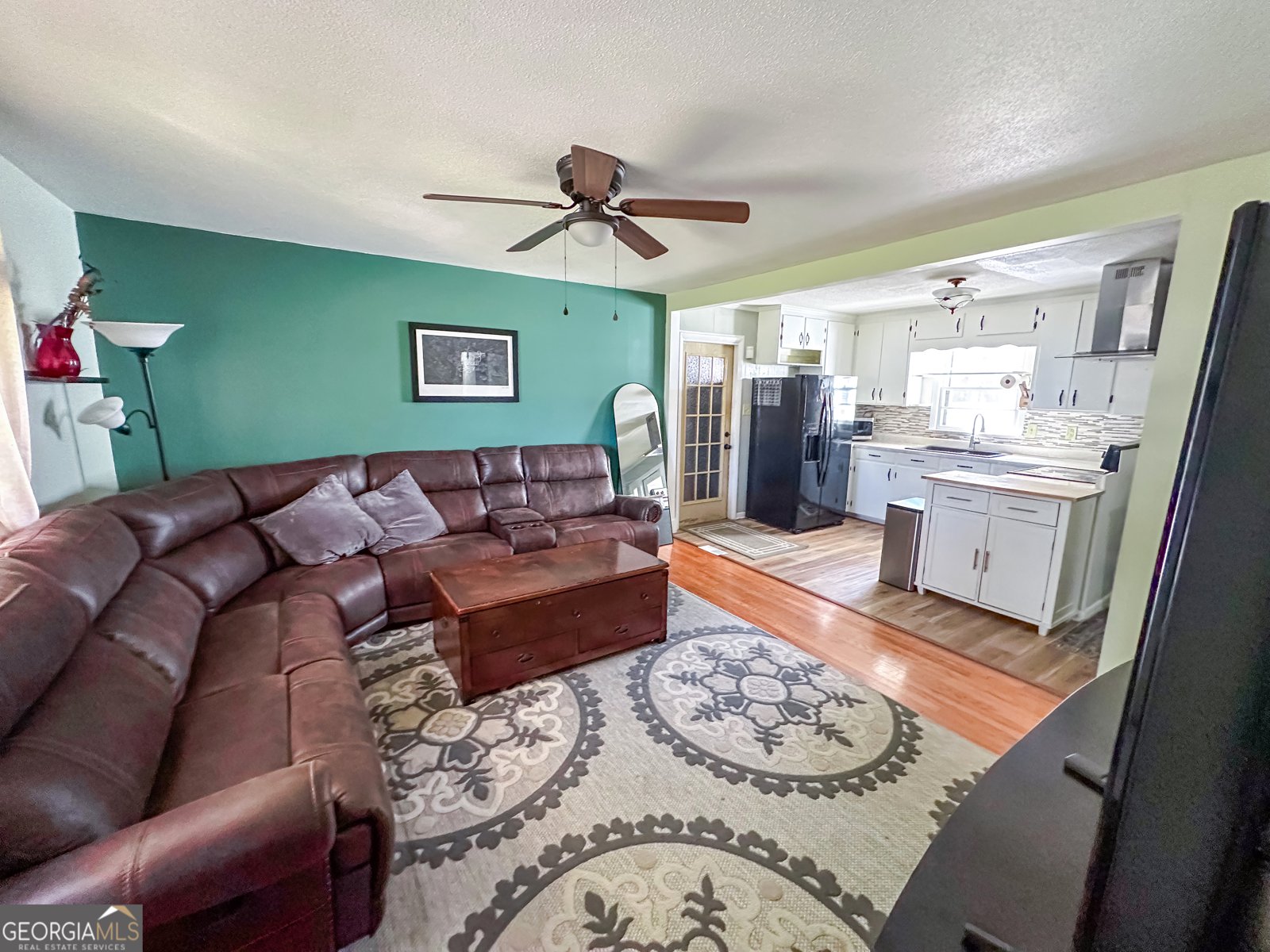 838 Virginia Lane Hull - 3