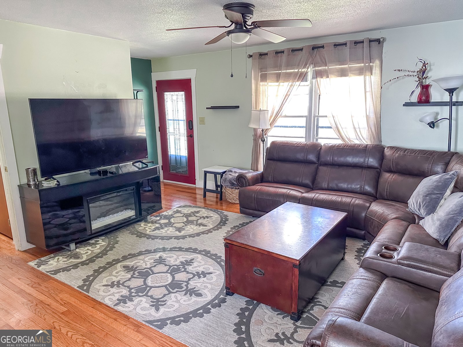 838 Virginia Lane Hull - 4