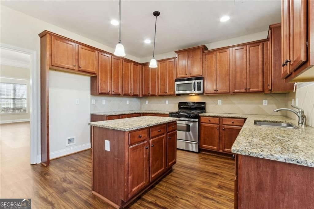 1049 Amber Waves Avenue Hoschton - 23