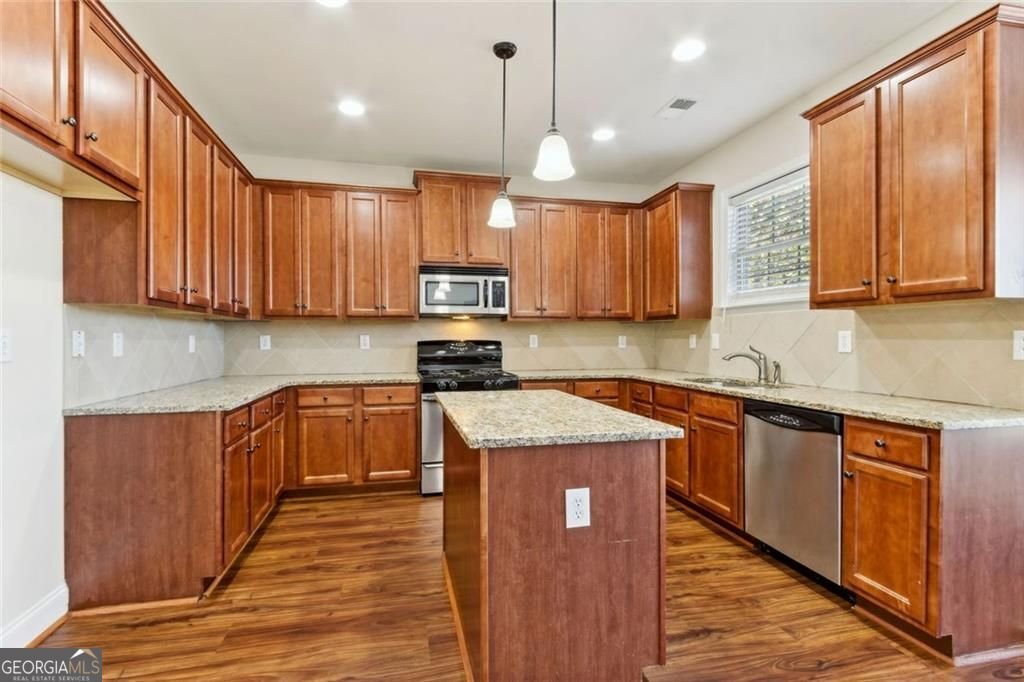 1049 Amber Waves Avenue Hoschton - 26