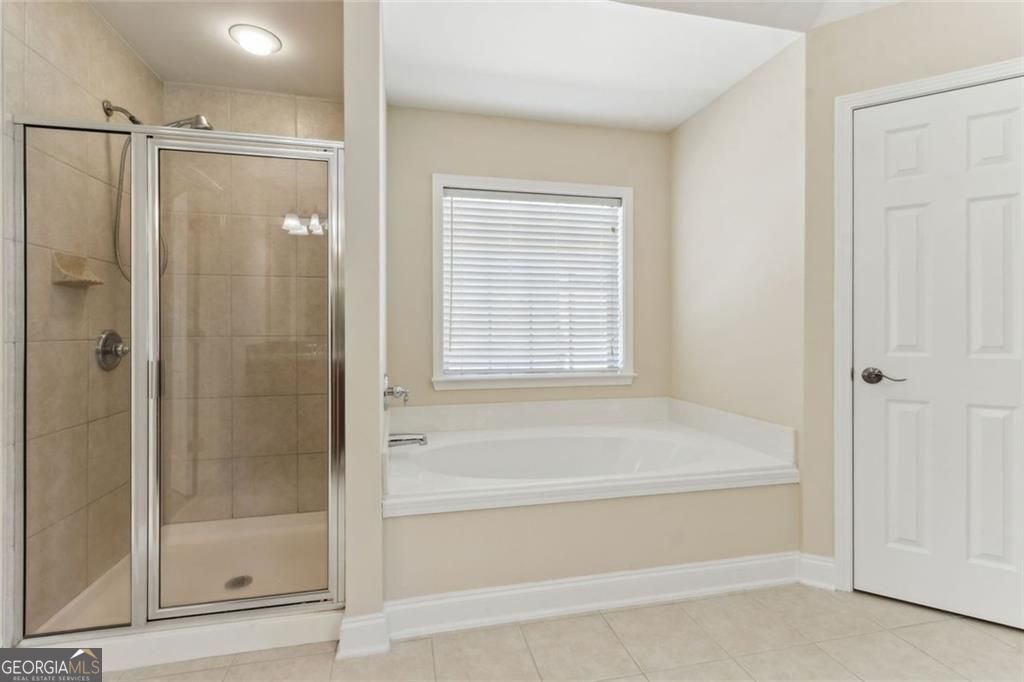 1049 Amber Waves Avenue Hoschton - 36