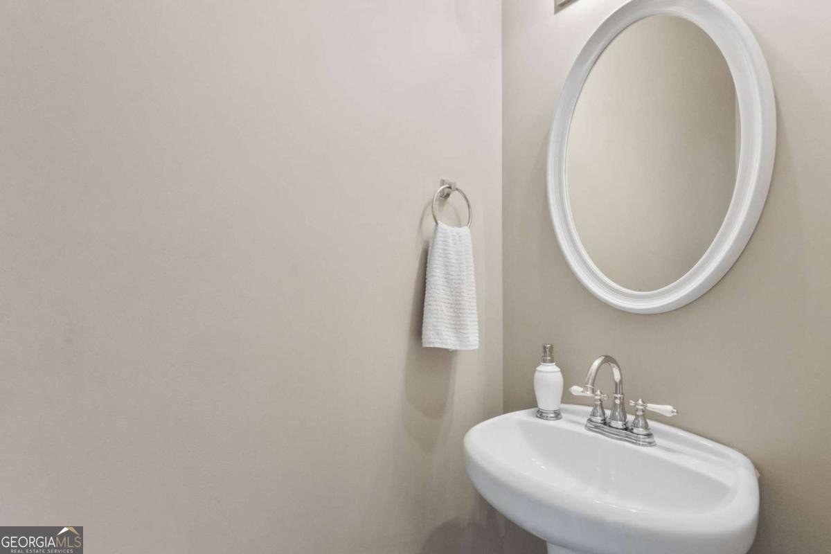 3024 Gayle Manor Lane Snellville - 10