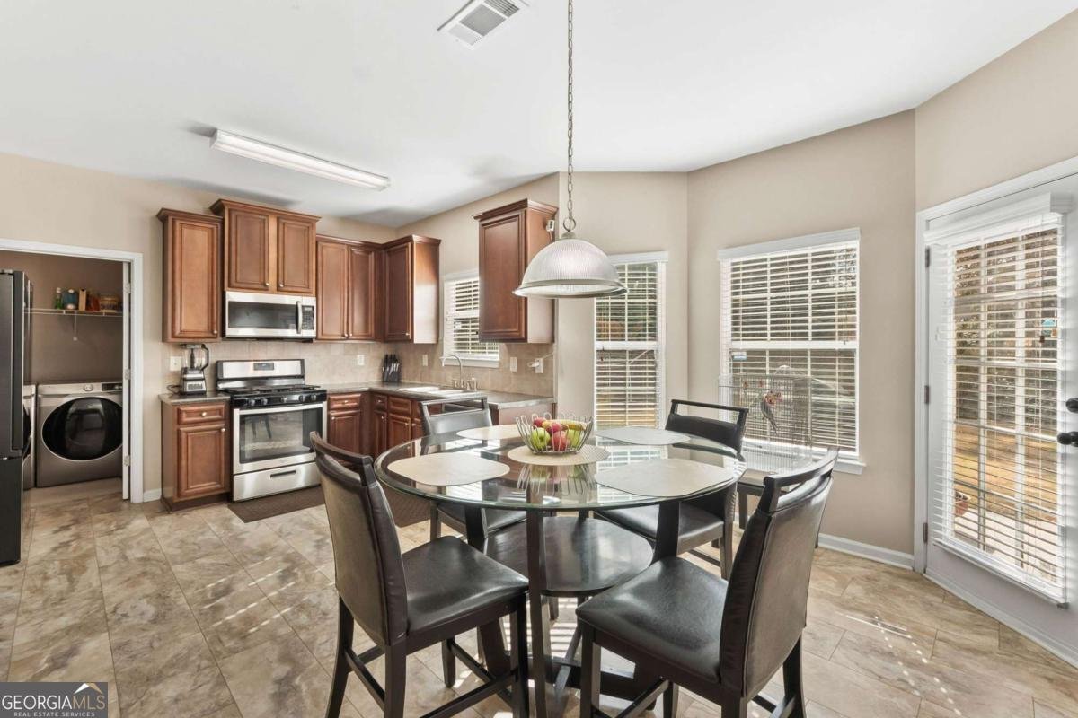 3024 Gayle Manor Lane Snellville - 13