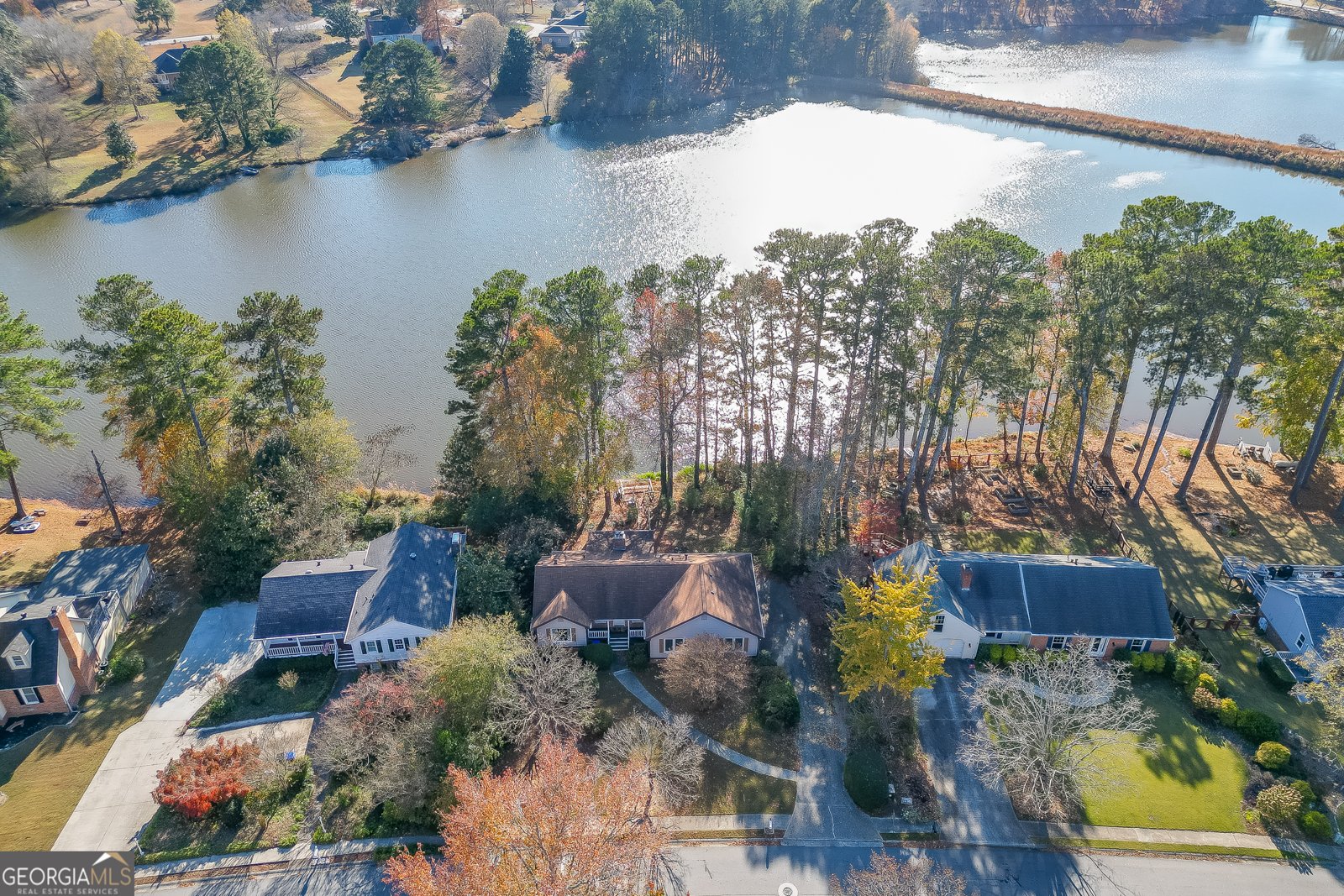 1303 Summit Chase Drive Snellville - 30