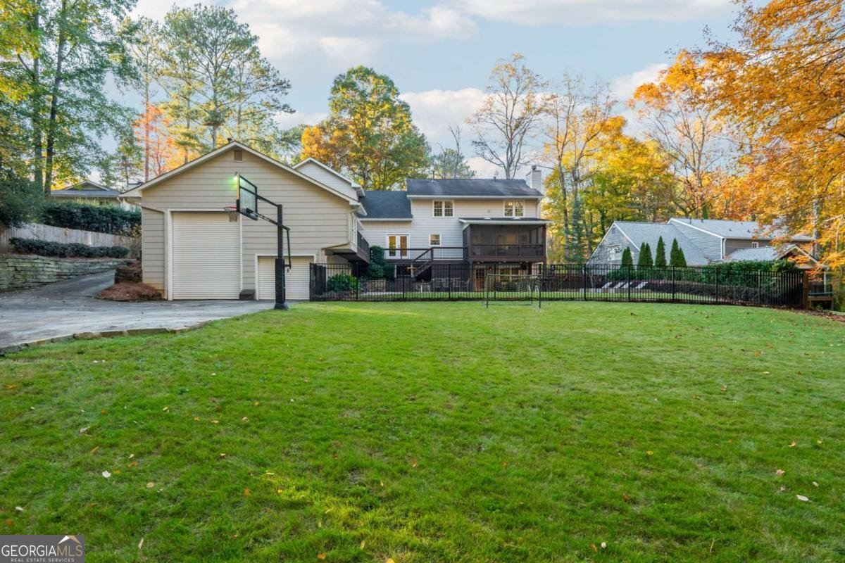 2743 Chimney Springs Drive Marietta - 2