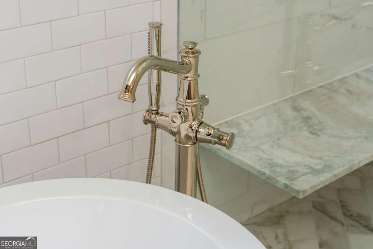 2743 Chimney Springs Drive Marietta - 48