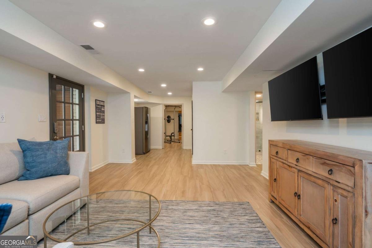 2743 Chimney Springs Drive Marietta - 63