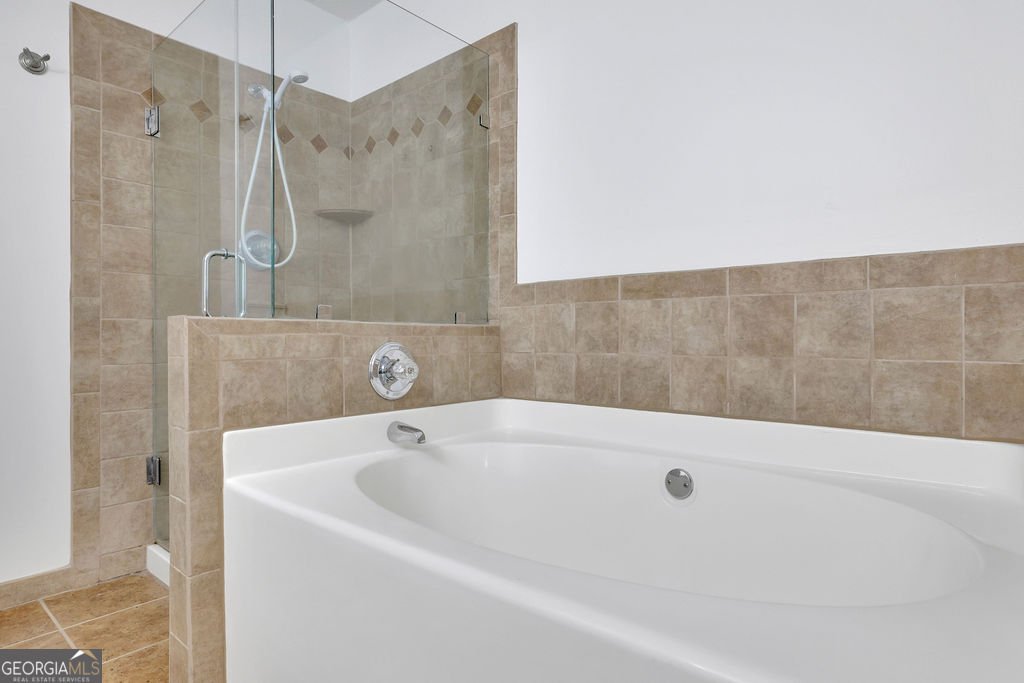 4085 Spring Cove Drive Duluth - 24